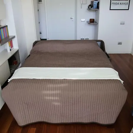 Apartment Toce 13 - Isola Distric Elegant Apt